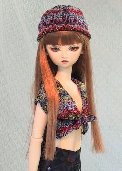 Click here to see more 

pictures of - Almost Famous - for Super 

Dollfie